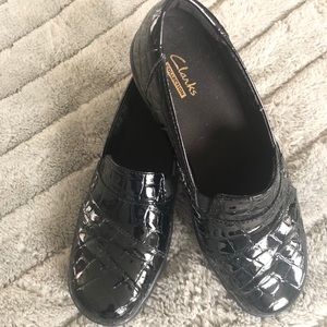 SALE 2/$40 Clark’s Black Slip-on Shoes